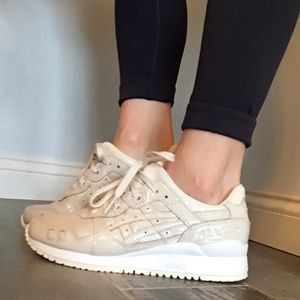 asics tiger gel lyte leather